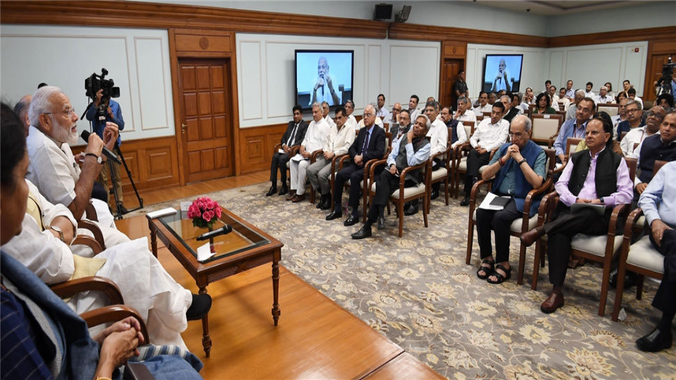 निजी क्षेत्र के एक्सपर्ट को सरकार सीधे डिप्टी-सेक्रेट्री, निदेशक के पद पर कर सकती है भर्ती निजी क्षेत्र के एक्सपर्ट को सरकार सीधे डिप्टी-सेक्रेट्री, निदेशक के पद पर कर सकती है भर्ती