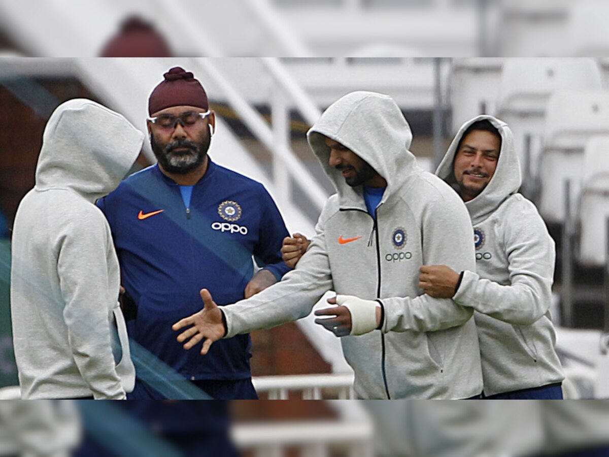 भारतीय टीम के सलामी बल्लेबाज शिखर धवन का बाएं हाथ के अंगूठे में फ्रैक्चर के कारण अगले तीन मैचों में खेलना संदिग्ध है. 