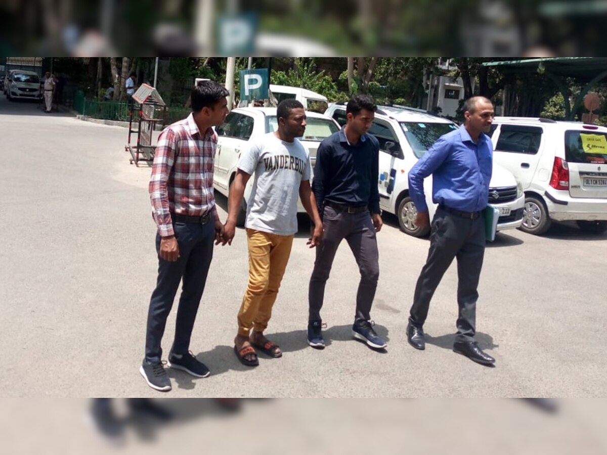 नाइजीरियाई युवक ने भारत में हर्बल ऑयल बेचने के नाम पर की ठगी, पुलिस ने किया गिरफ्तार 