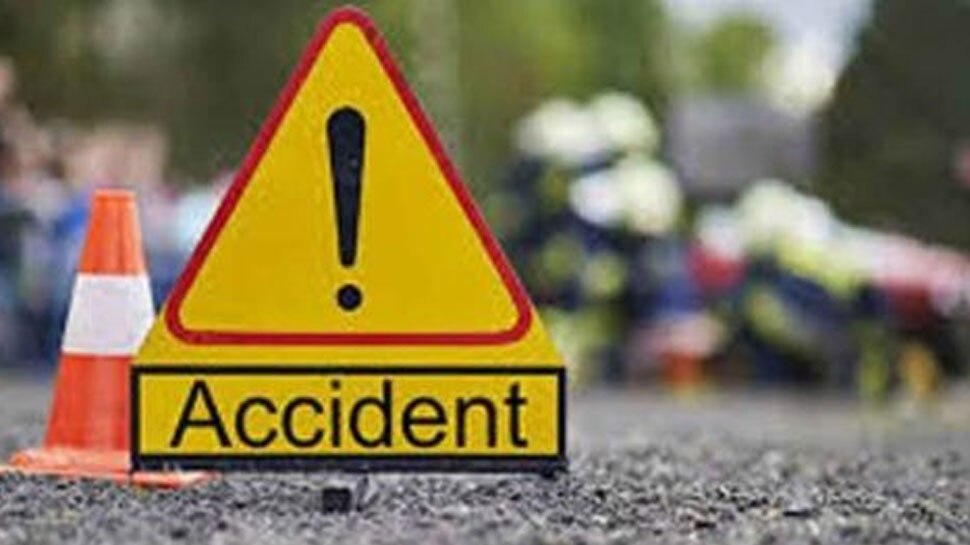 जालौन में दर्दनाक सड़क हादसा, दूल्हा समेत 4 की मौत, 4 गंभीर रूप से घायल