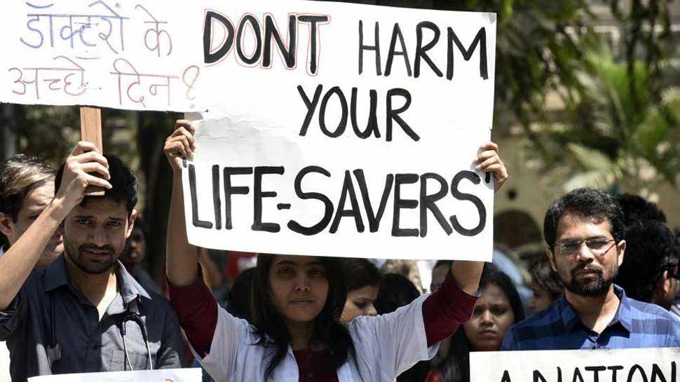 पश्चिम बंगाल के प्रदर्शनरत डॉक्टरों के समर्थन में 17 जून को राष्ट्रव्यापी हड़ताल करेगा IMA