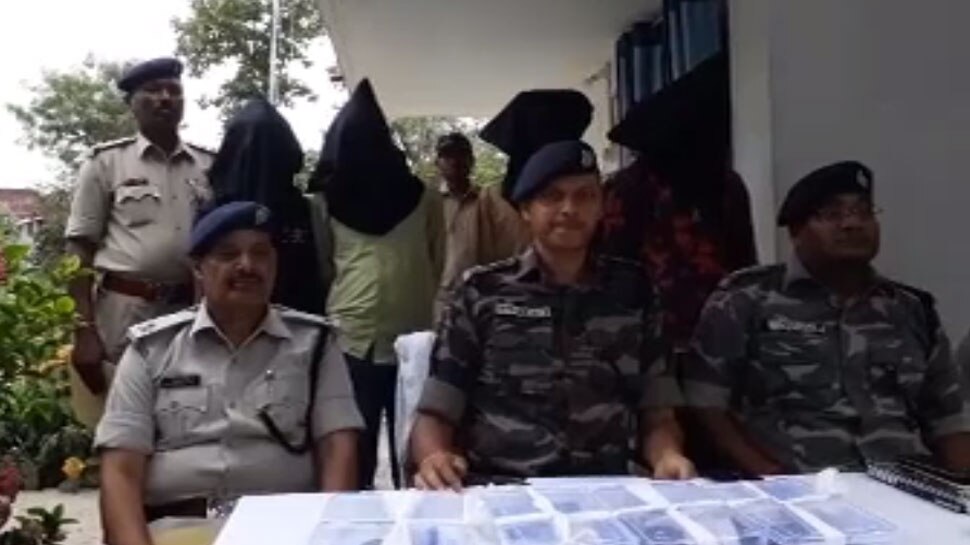 सिमडेगा में बैंक लूटने आए अपराधियों को पुलिस ने किया गिरफ्तार