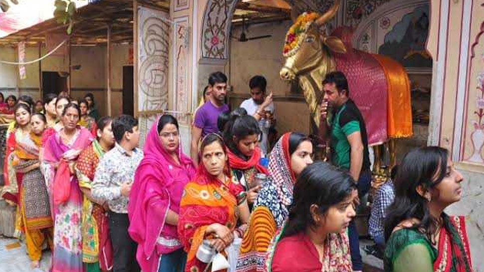 जम्मू: सुद्धमहादेव छड़ी यात्रा का हुआ आयोजन, बड़ी संख्या में श्रद्धालुओं ने लिया भाग जम्मू: सुद्धमहादेव छड़ी यात्रा का हुआ आयोजन, बड़ी संख्या में श्रद्धालुओं ने लिया भाग