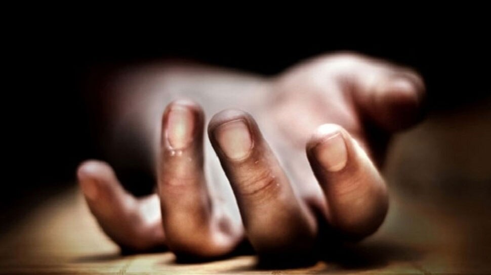 नोएडा में सेवानिवृत्त मेजर जनरल का शव घर पर मिला, बीमारी से मौत की आशंका