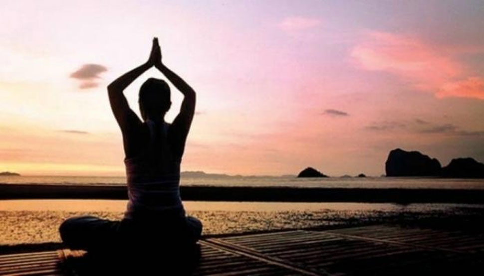 पानी पर योग के हैं कई फायदे International Yoga Day 2019, Agra, UP News