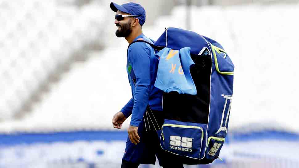 ICC World Cup से फिर बिना खेले लौटेंगे दिनेश कार्तिक? तो फिर बनाएंगे अनोखा रिकॉर्ड ICC World Cup से फिर बिना खेले लौटेंगे दिनेश कार्तिक? तो फिर बनाएंगे अनोखा रिकॉर्ड