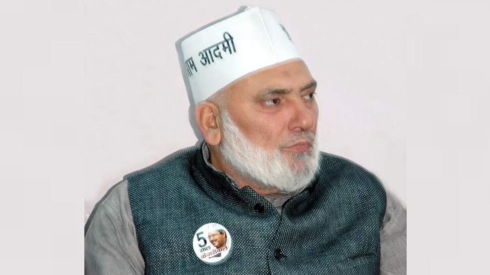 AAP विधायक हाजी इशराक खान ने दिल्ली बीजेपी प्रमुख मनोज तिवारी से की मुलाकात