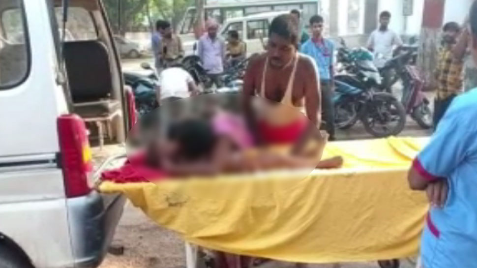 चमकी बुखार से मुजफ्फरपुर में 124 और बिहार में 161 बच्चों की मौत, सीएम ने साधी चुप्पी चमकी बुखार से मुजफ्फरपुर में 124 और बिहार में 161 बच्चों की मौत, सीएम ने साधी चुप्पी