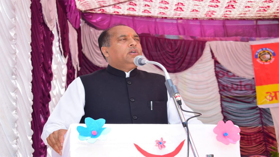 अधिक सवारी ले जाने का दोषी पाने पर बस मालिक के खिलाफ कार्रवाई की जाएगी: जयराम ठाकुर