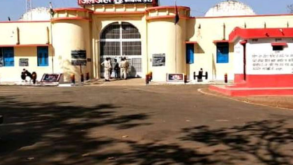 मध्य प्रदेश: नीमच जेल से पुलिस को चकमा देकर फरार हुए 4 कैदी, तलाश जारी