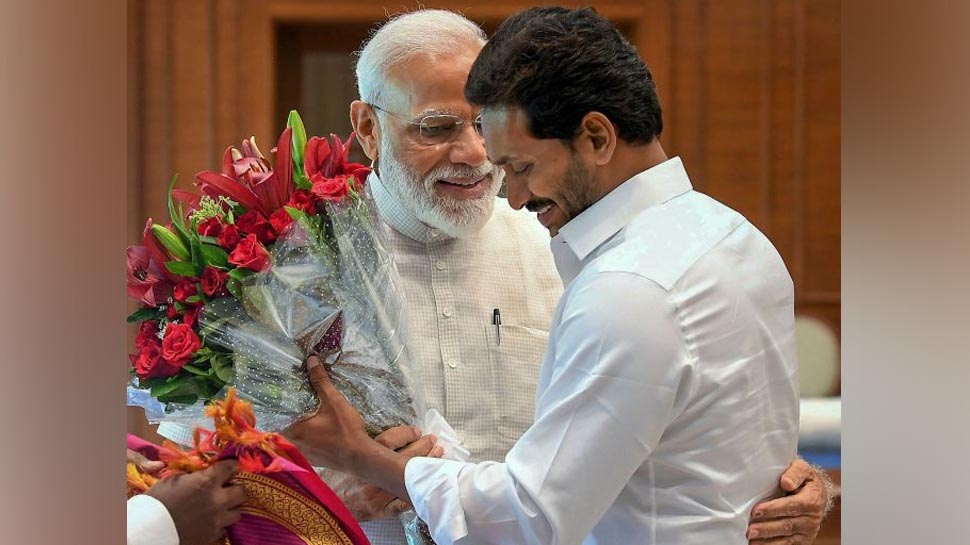 बीजेपी ने लोकसभा उपाध्यक्ष पद ऑफर किया तो भी स्वीकार नहीं करेगी जगन की पार्टी, ये है कारण बीजेपी ने लोकसभा उपाध्यक्ष पद ऑफर किया तो भी स्वीकार नहीं करेगी जगन की पार्टी, ये है कारण