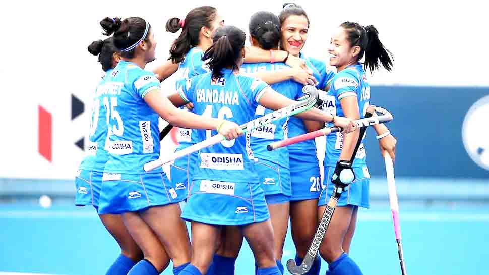 FIH Women's Series Finals: भारतीय महिलाओं ने जीता खिताब, जापान को दी करारी शिकस्त FIH Women's Series Finals: भारतीय महिलाओं ने जीता खिताब, जापान को दी करारी शिकस्त