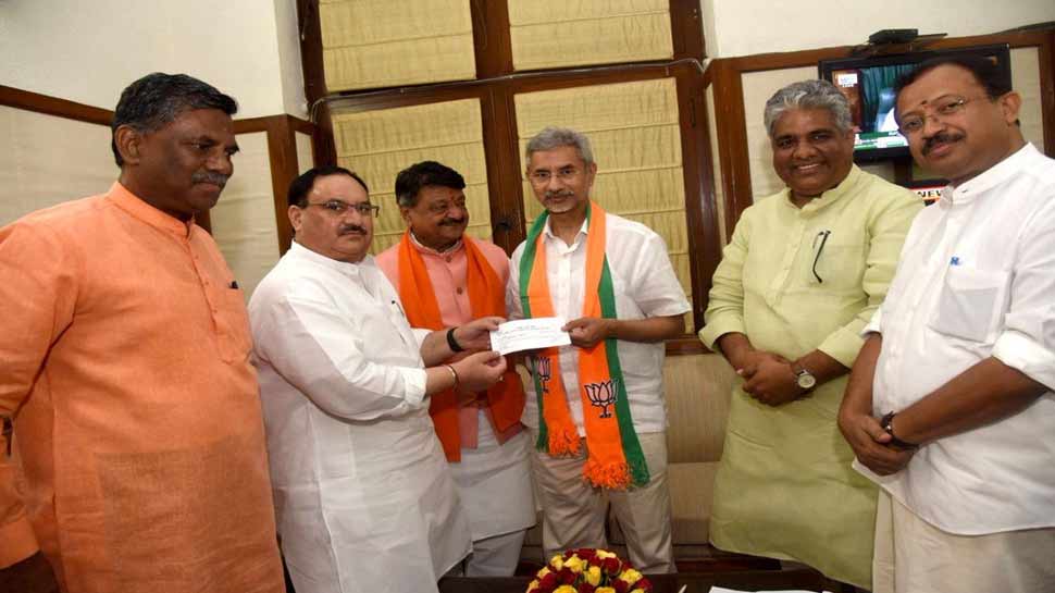 BJP ने विदेश मंत्री जयशंकर को गुजरात राज्यसभा सीट के लिए उम्मीदवार बनाया BJP ने विदेश मंत्री जयशंकर को गुजरात राज्यसभा सीट के लिए उम्मीदवार बनाया