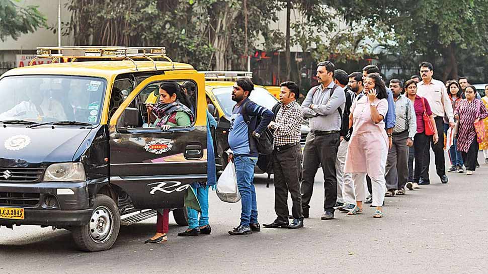 मुंबई के टैक्सी वालों ने की किराया बढ़ाने की मांग, आज सीएम से मिलेंगे