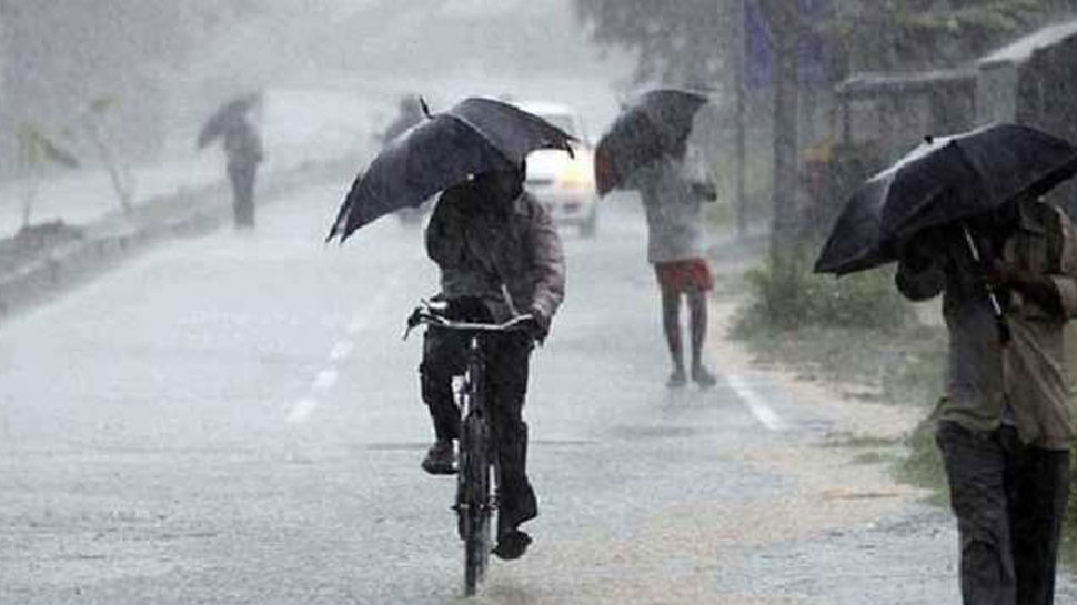 मध्य प्रदेश में मानसून की दस्तक के बाद गर्मी से राहत, लेकिन उमस ने बढ़ाई बेचैनी मध्य प्रदेश में मानसून की दस्तक के बाद गर्मी से राहत, लेकिन उमस ने बढ़ाई बेचैनी