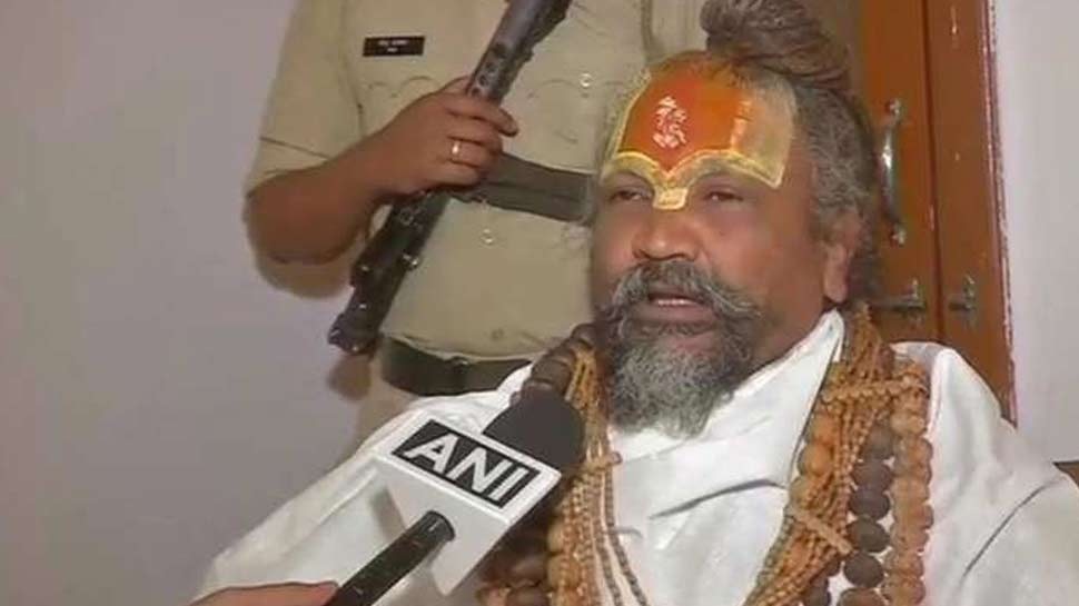 कंप्यूटर बाबा की कमलनाथ सरकार से नई डिमांड, हेलीकॉप्टर के बाद मंत्रालय में मांगा अलग कमरा