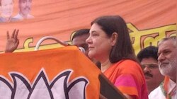 सुल्तानपुर में बोलीं मेनका गांधी, 'गठबंधन कर जो साथ दिखते हैं, वो नकली होते है'