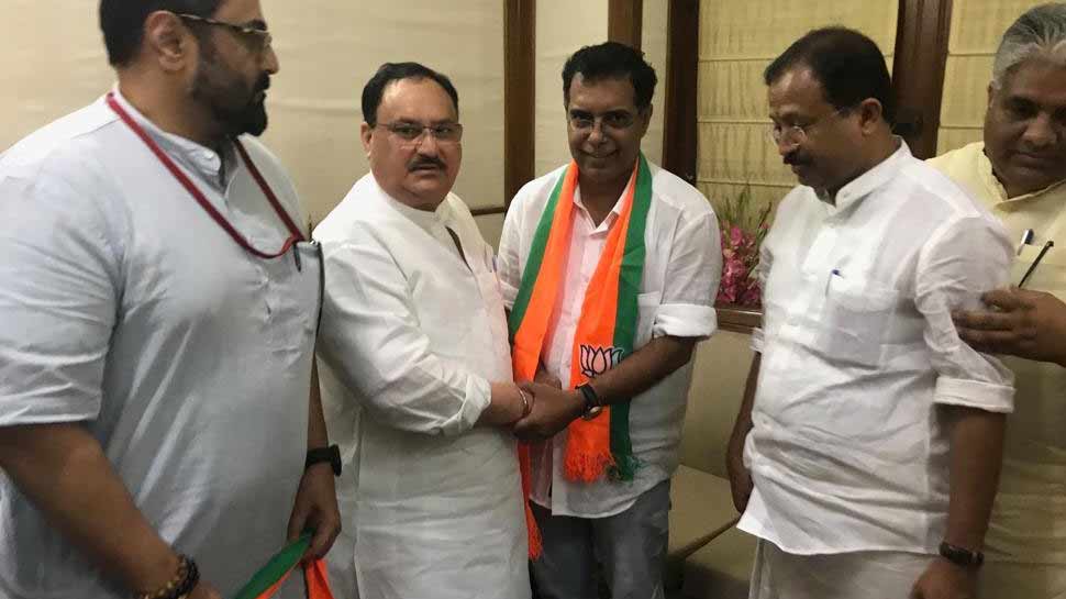पीएम मोदी की तारीफ करने वाले पूर्व कांग्रेस नेता अब्दुल्लाकुट्टी ने थामा बीजेपी का दामन
