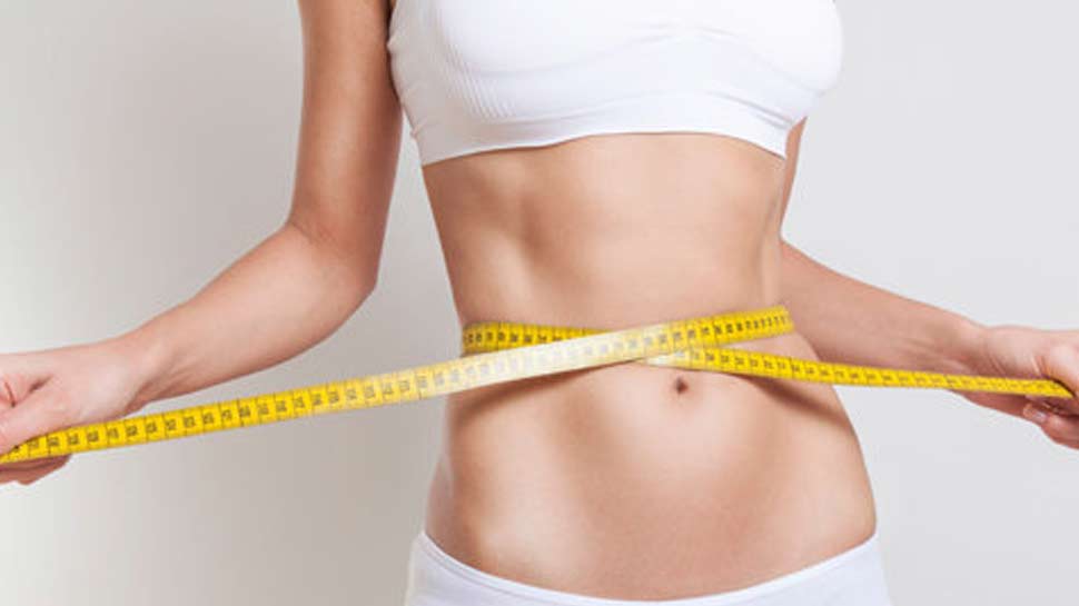 Weight Loss: सात दिन में कमाल दिखाएगा हल्दी का पानी, कमर इतने इंच हो जाएगी कम
