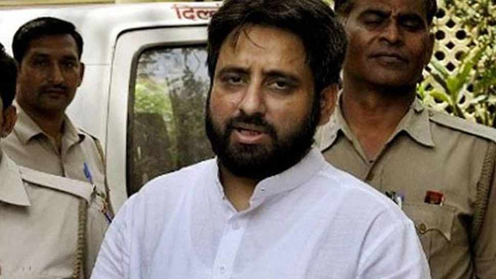 कांग्रेस ने अमानतुल्ला खान पर लगाया दिल्ली वक्फ बोर्ड की नियुक्तियों में घोटाले का आरोप कांग्रेस ने अमानतुल्ला खान पर लगाया दिल्ली वक्फ बोर्ड की नियुक्तियों में घोटाले का आरोप