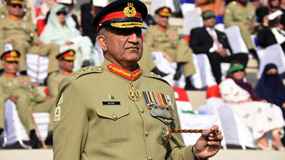 तंगहाली के बावजूद PAK के रक्षा बजट में बढ़ोतरी, 1,150 अरब रुपये की मंजूरी तंगहाली के बावजूद PAK के रक्षा बजट में बढ़ोतरी, 1,150 अरब रुपये की मंजूरी