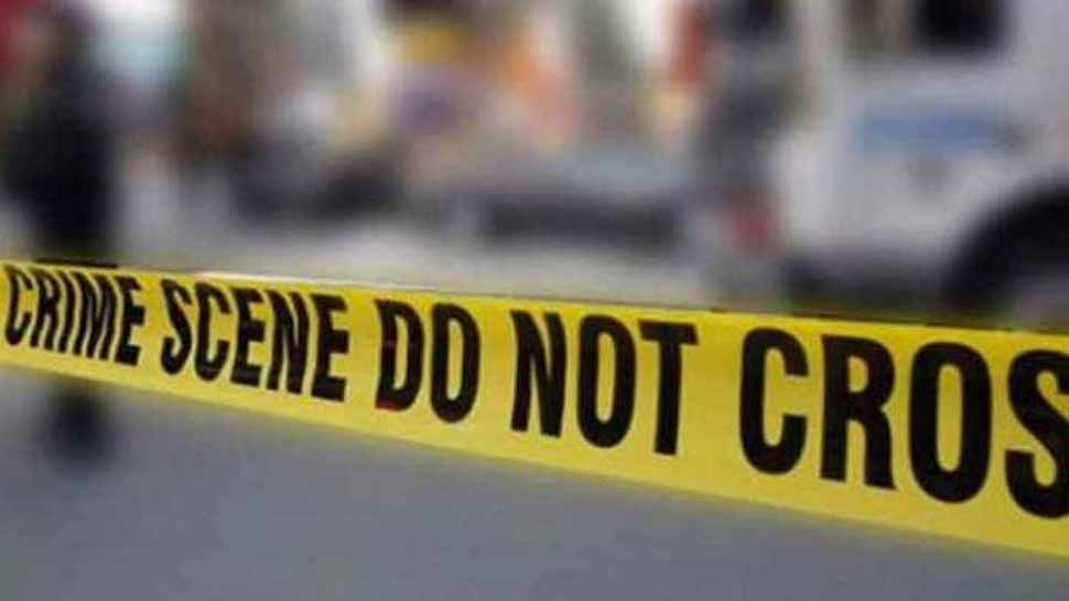दिल्ली में बीजेपी महिला मोर्चा की कार्यकर्ता और उनके बेटे को मारी गोली