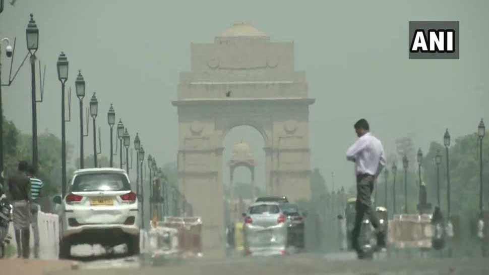 दिल्ली-NCR में मौसम ने ली करवट, दोपहर में हो सकती है झमाझम बारिश