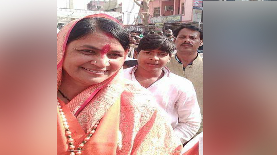 व्यापारी के आत्महत्या करने पर फंसे बीजेपी MLA के पति, सुसाइड नोट में लिखा था नाम व्यापारी के आत्महत्या करने पर फंसे बीजेपी MLA के पति, सुसाइड नोट में लिखा था नाम