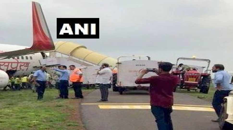 रनवे पर उतरा एयर इंडिया का विमान अचानक फिसला, मुश्किल में फंसी यात्रियों की जान