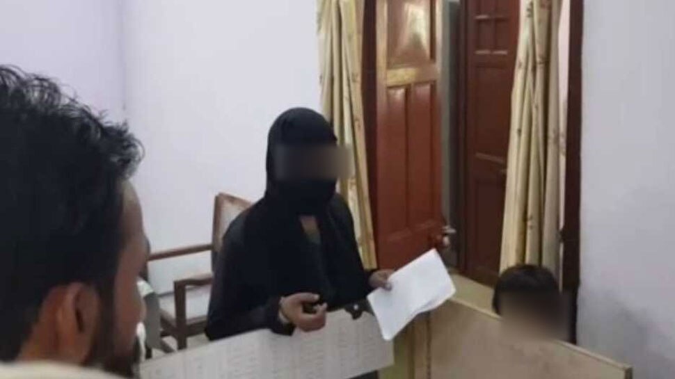बेगम को मोटी बताकर शौहर ने कहा तीन तलाक, पुलिस ने दर्ज की शिकायत