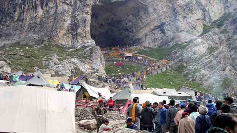 अमरनाथ यात्रा का तीसरा दिन आज, दो दिन में 11,456 तीर्थयात्रियों ने किए बाबा बर्फानी के दर्शन