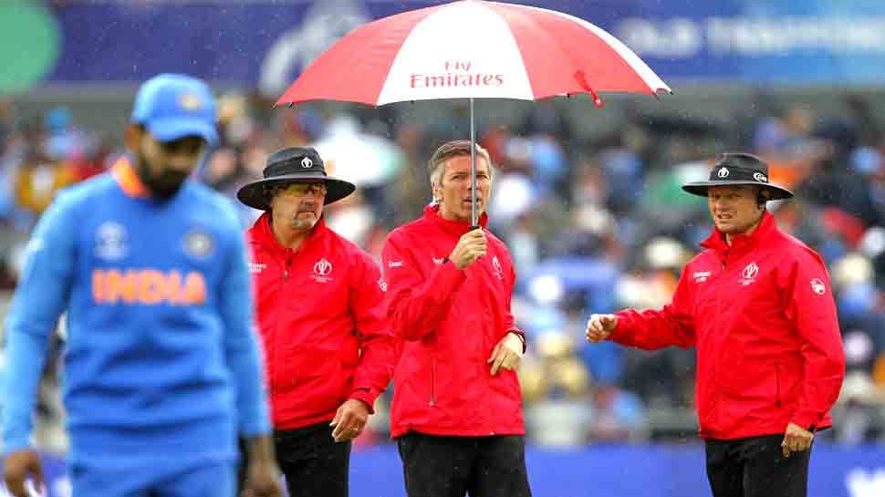 INDvsNZ, ICC World Cup: बारिश नहीं थमी; अब रिजर्व डे पर होगा खेल, न्यूजीलैंड फिर करेगा बैटिंग