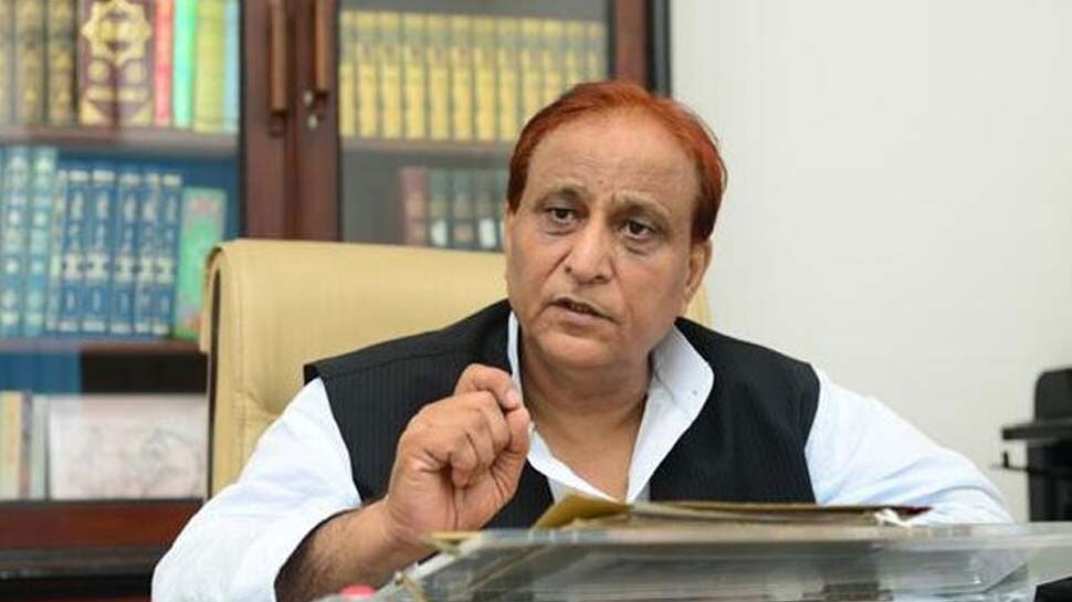 आजम खान पर FIR दर्ज, जौहर यूनिवर्सिटी के जमीन अभिलेखों में हेराफेरी करने का आरोप आजम खान पर FIR दर्ज, जौहर यूनिवर्सिटी के जमीन अभिलेखों में हेराफेरी करने का आरोप