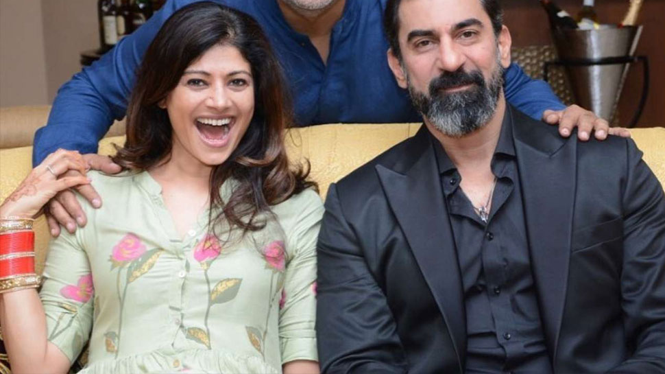 एक साथ मंडप में Pooja Batra With Nawab Shah