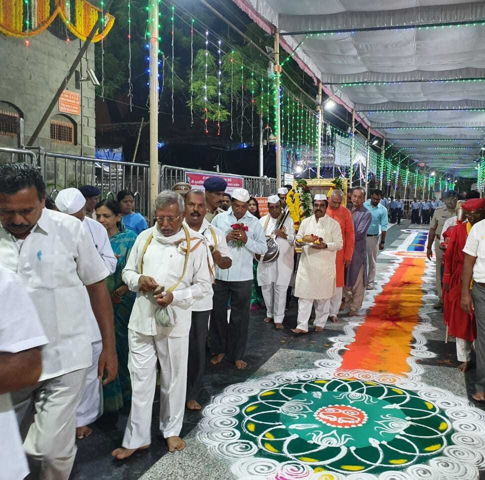 मंगलवार को सेज आरती के बाद मंदिर को बंद कर दिया जाएगा On Tuesday, the temple will be closed after the Sage Arti