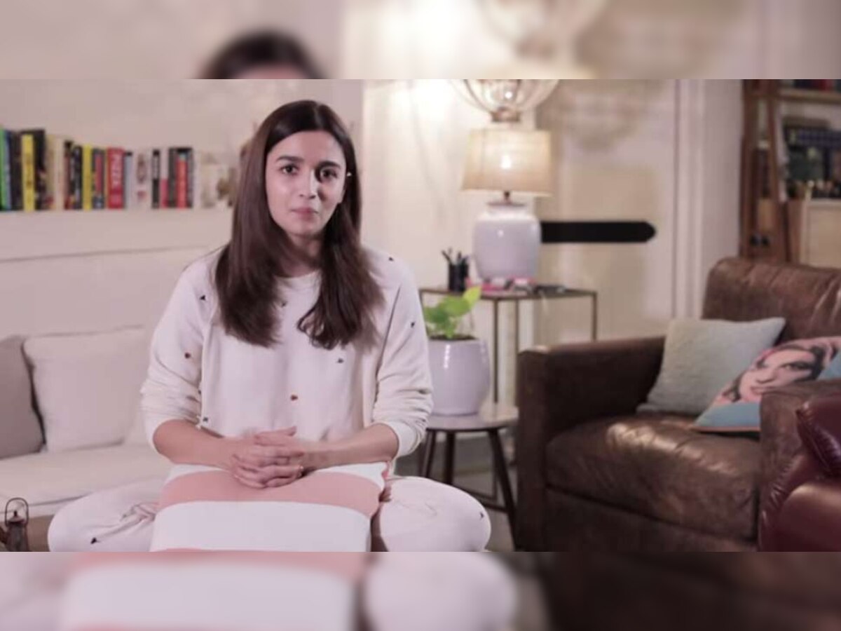 VIDEO: आलिया भट्ट ने छोड़ा पेरेंट्स का घर! शेयर किया इमोशनल अनुभव