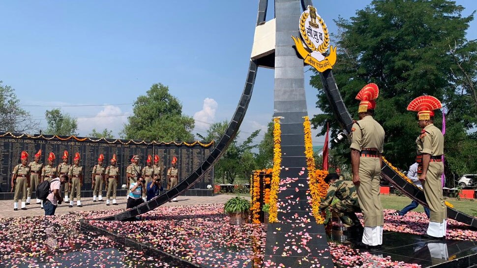 कारगिल युद्ध की 20वीं वर्षगांठ : बीएसएफ ने दी शहीदों को श्रदांजलि