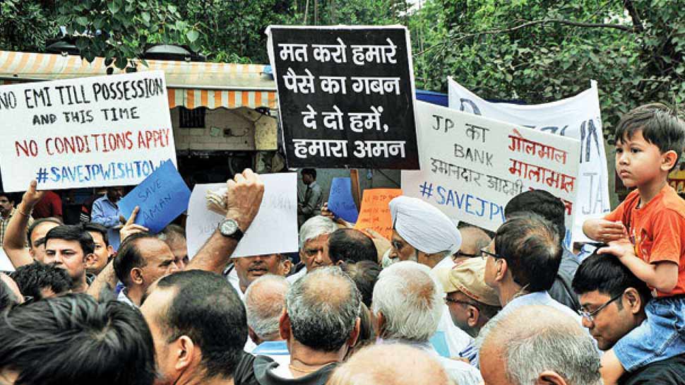 आम्रपाली ने फ्लैट खरीदारों का पैसा इस कंपनी में कर दिया ट्रांसफर, रिपोर्ट में खुलासा
