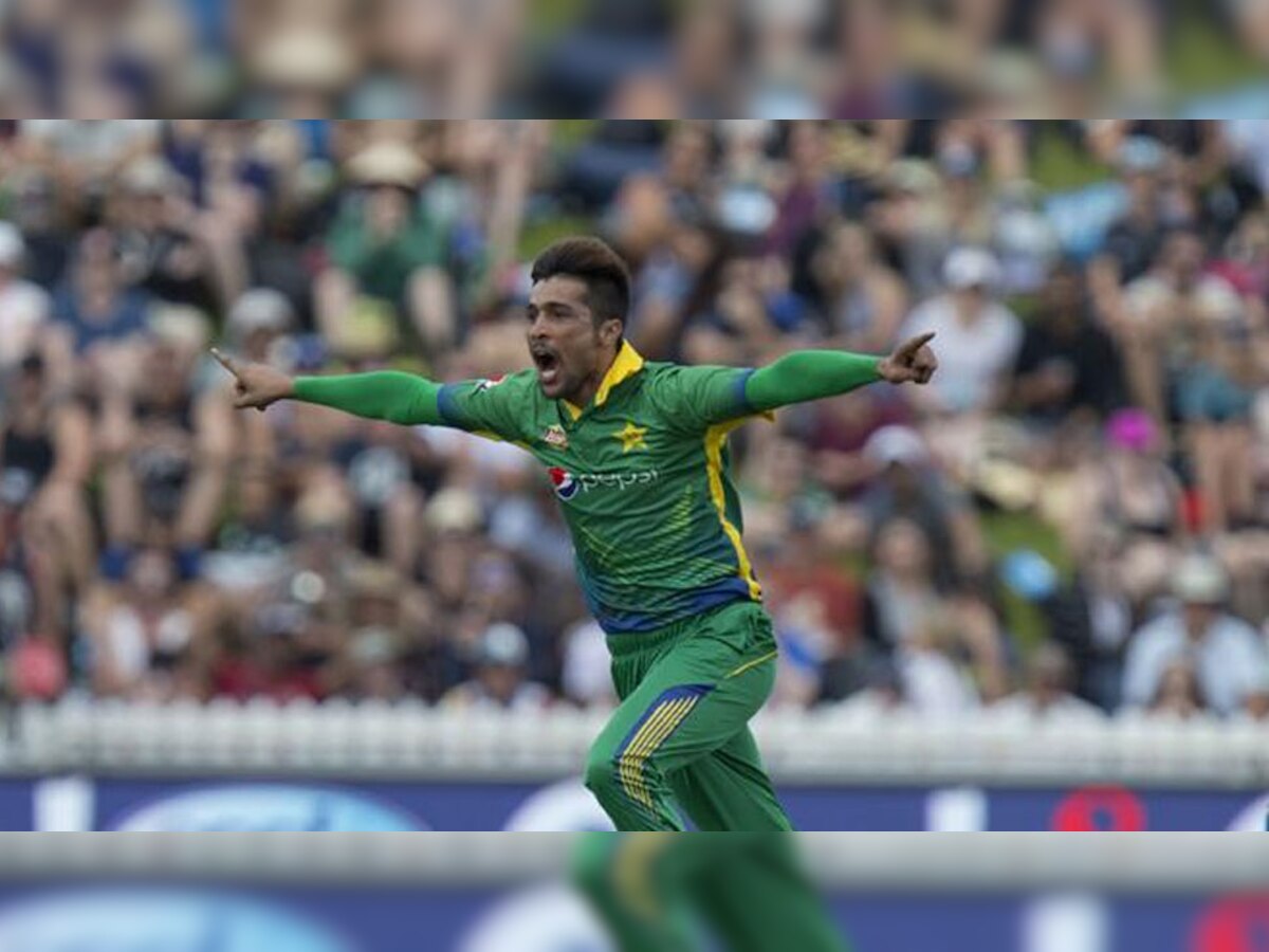 मोहम्मद आमिर का कहना है कि पाकिस्तान के लिए वनडे टी-20 खेलते रहेंगे.  (फाइल फोटो)