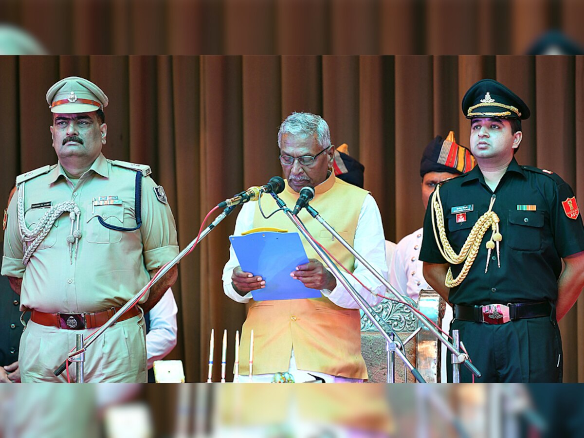 फागू चौहान ने ली बिहार के राज्यपाल पद की शपथ. (तस्वीर- ANI)