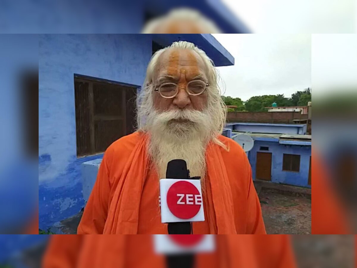 आचार्य सतेंद्र दास कहा सुप्रीम कोर्ट को ही इस मसले पर सुनवाई करके फैसला लेना है.