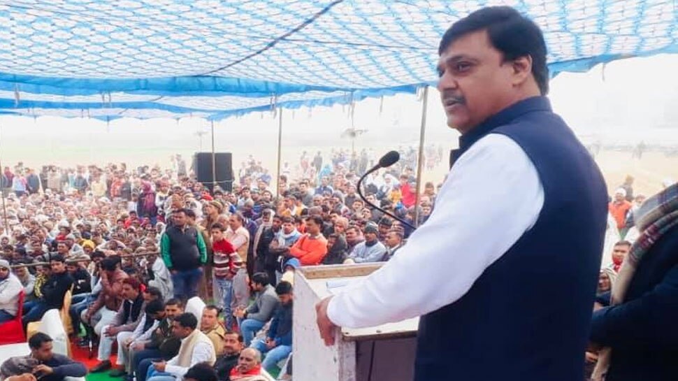 सपा सांसद सुरेंद्र नागर ने दिया राज्यसभा से इस्तीफा, बीजेपी में हो सकते हैं शामिल सपा सांसद सुरेंद्र नागर ने दिया राज्यसभा से इस्तीफा, बीजेपी में हो सकते हैं शामिल