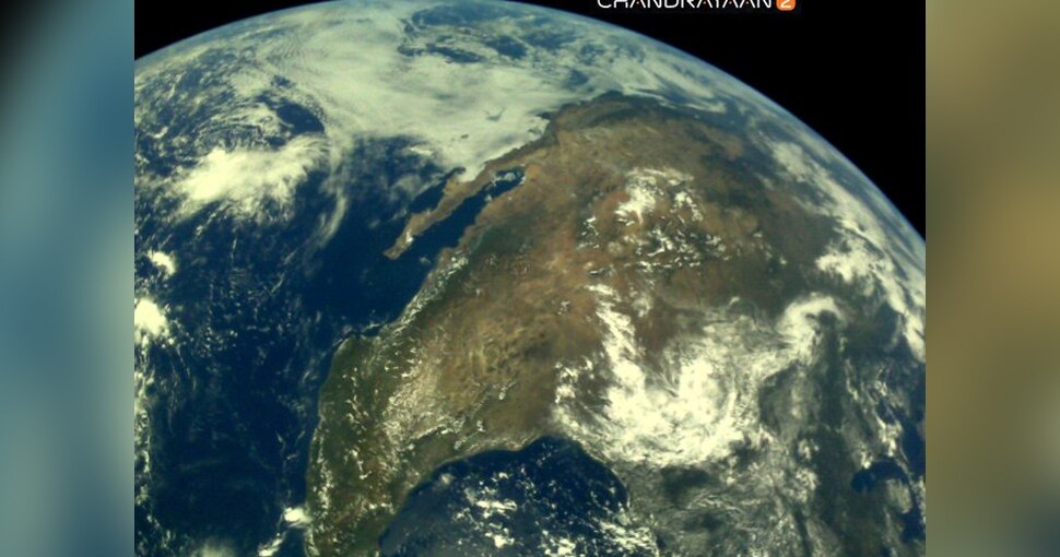 जीएसएलवी एमके3 GSLV Mk3 Ships Into Space