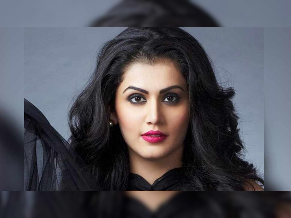 'मिशन मंगल' से पहले तापसी पन्नू ने  दिया शॉकिंग बयान, इस डायरेक्टर के बारे में कही बड़ी बात!