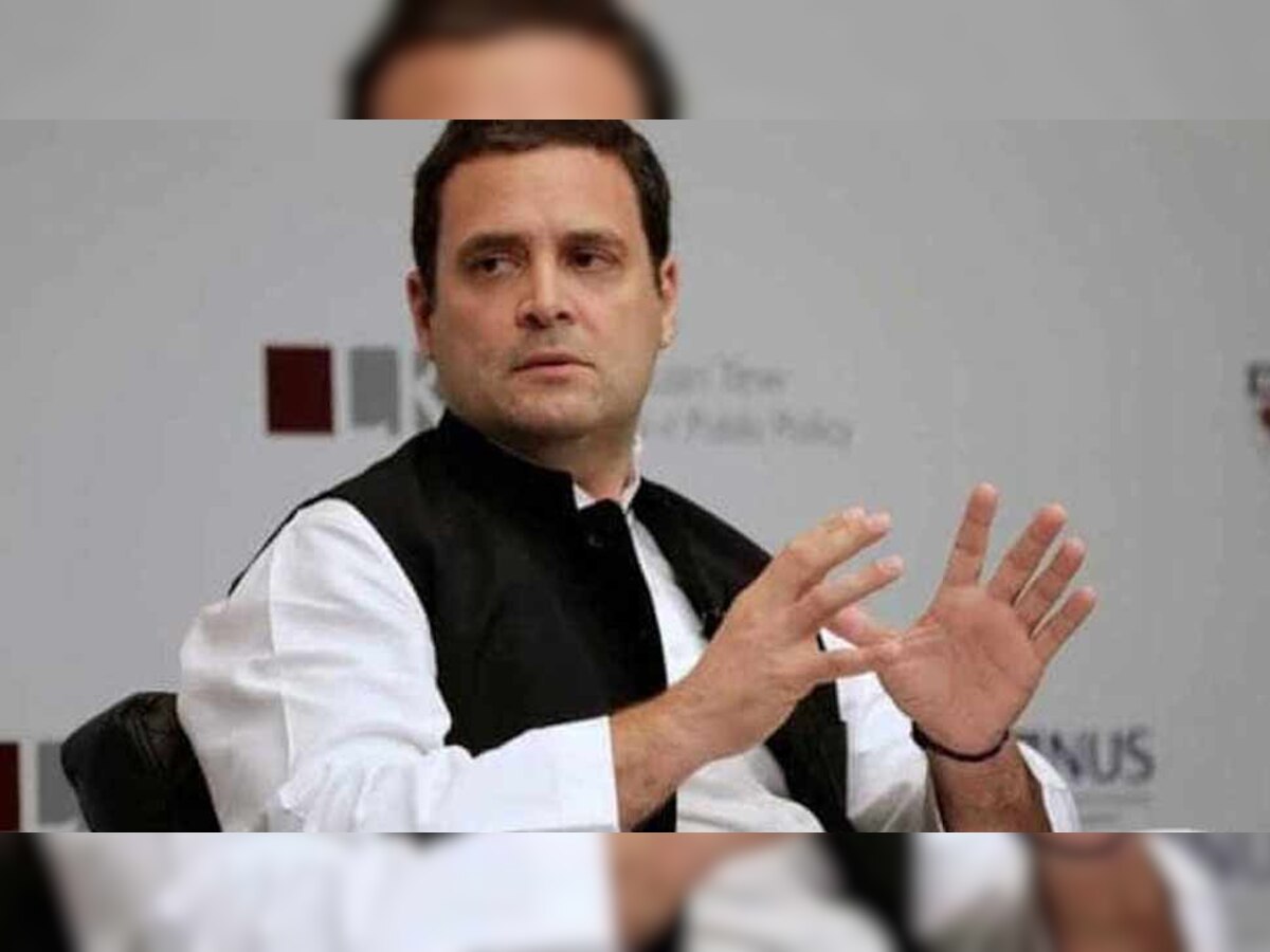 राहुल गांधी का ट्वीट ऐसे समय आया है जब पार्टी के कई युवा नेता केंद्र सरकार के कदम का समर्थन कर रहे हैं.