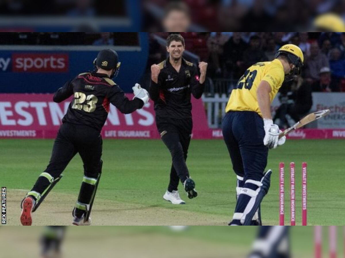 कॉलिन एकरमैन ने 18 रन देकर 7 विकेट अपने नाम किए. (फोटो साभार: लीस्टरशायर ट्विटर)