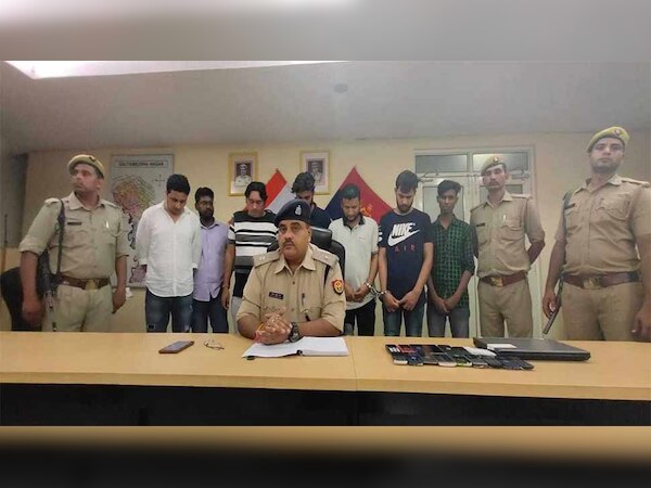 नोएडा: पुलिस के हत्थे चढ़े 7 अपराधी, फर्जी बैंक अधिकारी बनकर लोगों को लगाते थे चूना