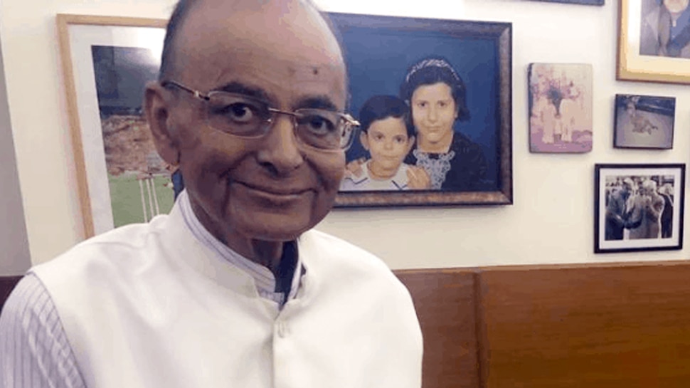 à¤¦à¤¿à¤²à¥à¤²à¥ : à¤à¤°à¥à¤£ à¤à¥à¤à¤²à¥ à¤à¤®à¥à¤¸ à¤®à¥à¤ à¤­à¤°à¥à¤¤à¥, à¤à¥à¤°à¥à¤¡à¤¿à¤¯à¥à¤²à¥à¤à¥ à¤µà¤¿à¤­à¤¾à¤ à¤à¥ ICU à¤®à¥à¤ à¤¹à¥à¤ à¤ªà¥à¤°à¥à¤µ à¤µà¤¿à¤¤à¥à¤¤ à¤®à¤à¤¤à¥à¤°à¥