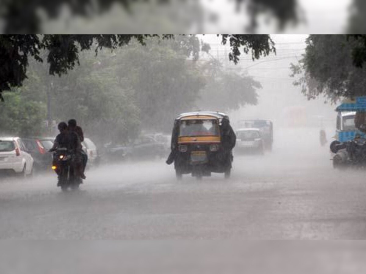 रायसेन के बरेली और उदयपुरा क्षेत्र के लोगों को सुरक्षित स्थानों पर भेजने का अभियान जारी है. 