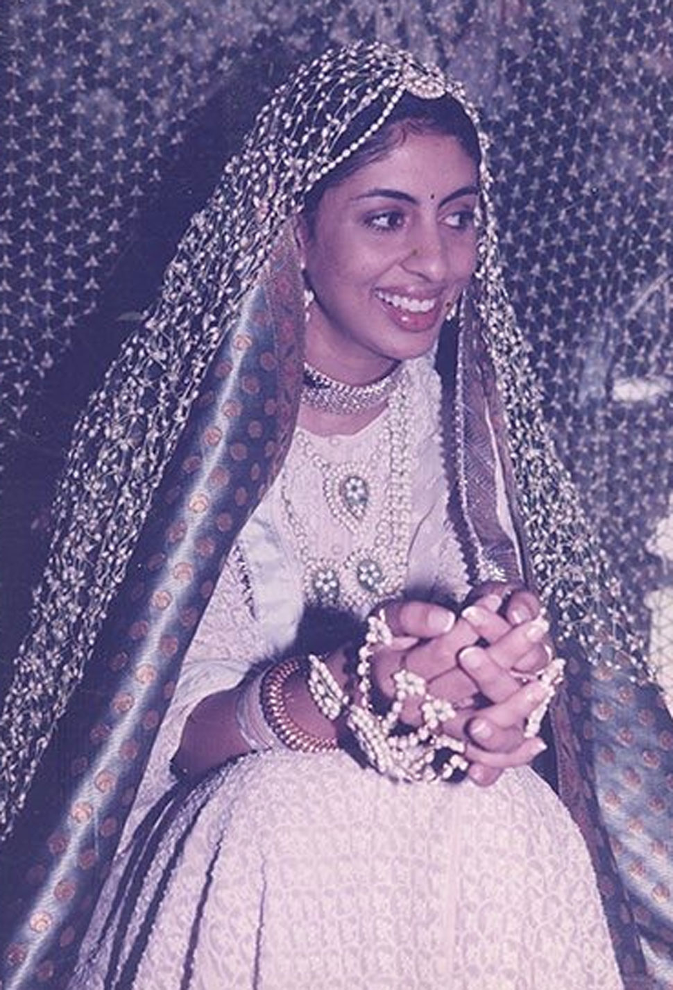 क्या कहा अबू जानी और संदीप खोसला ने? Shweta Nanda's wedding photos